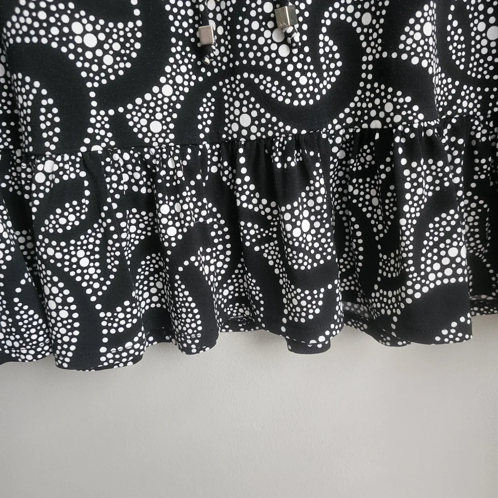 Michael Kors Solid Wrap Dress. V-Neck Tie Waist Size Medium